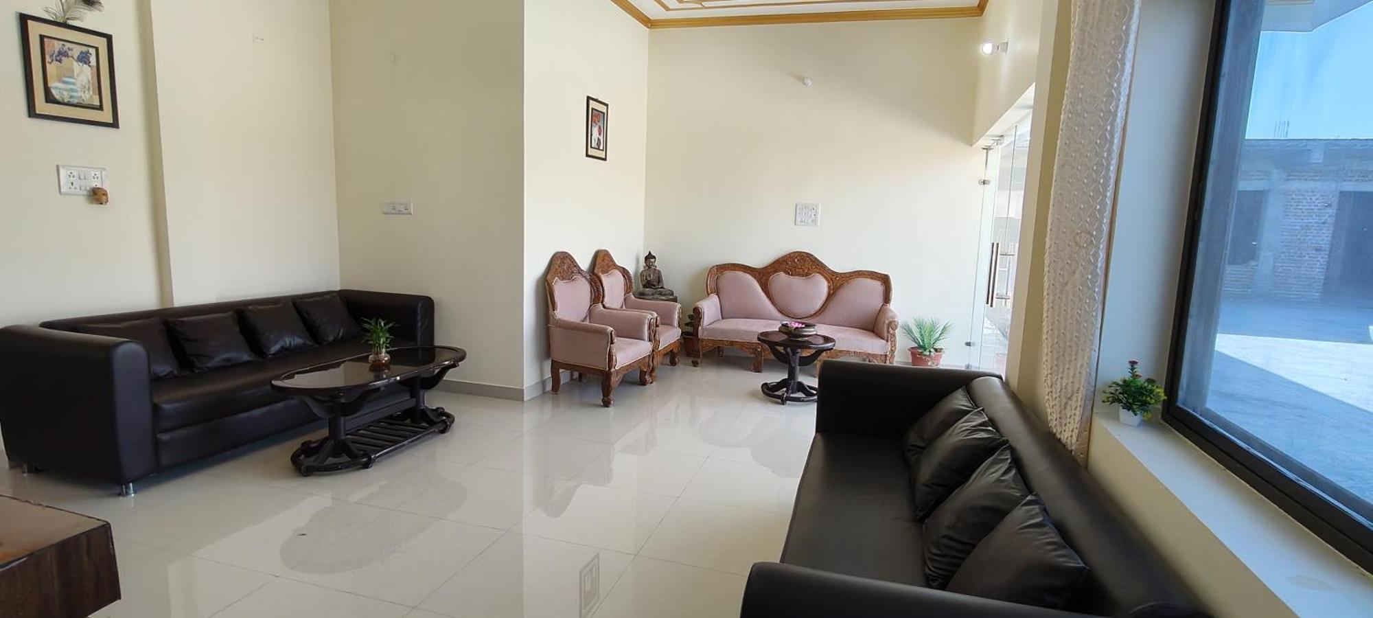 Shivansh Palace Homestay & Marriage Garden Khajurāho エクステリア 写真